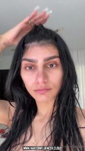 Mia Khalifa Influencers Brown Eyes Nude Actress Lebanese