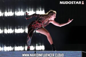 Taylor Swift Small Ass Actress Leaks Influencer