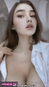 Olivia Casta Busty Babe Green Eyes Babe Influencer Female