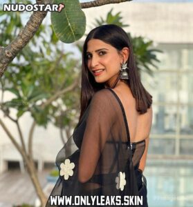 Aahana Kumra Leaks Brown Hair Actress Average Body