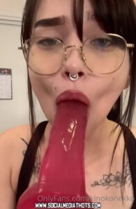 Kinokonekko Horny Huge Ass Adult Content Creator Blowjob