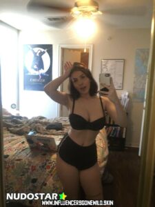 Megan Bitchell Huge Breasts Blue Eyes Instagram American