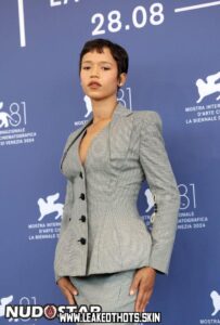 Taylor Russell Straight Brown Eyes Babe Influencer