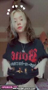 Brattydeath4 Nudes American Bisexual Petite Influencer