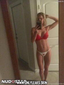 Cassie Bender Influencer Content Creator Female Babe