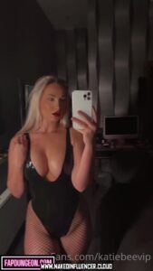 Katiebeex Green Eyes Sexy Blonde Curvy Body Caucasian Sexy