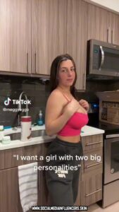 Megan Mariiiee Female Babe Content Creator Huge