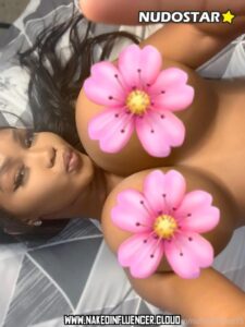 Nizhoni Renee Female Influencer Brown Eyes American Ebony