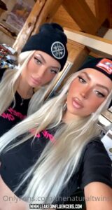 Thenaturaltwins Female Onlyfans American Slim Body